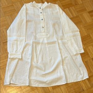 Linen way. White Button-Up Linen Tunic